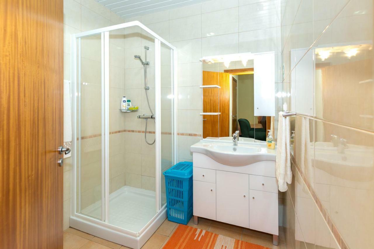 Atlantic Rose Apartment Калхета Екстериор снимка