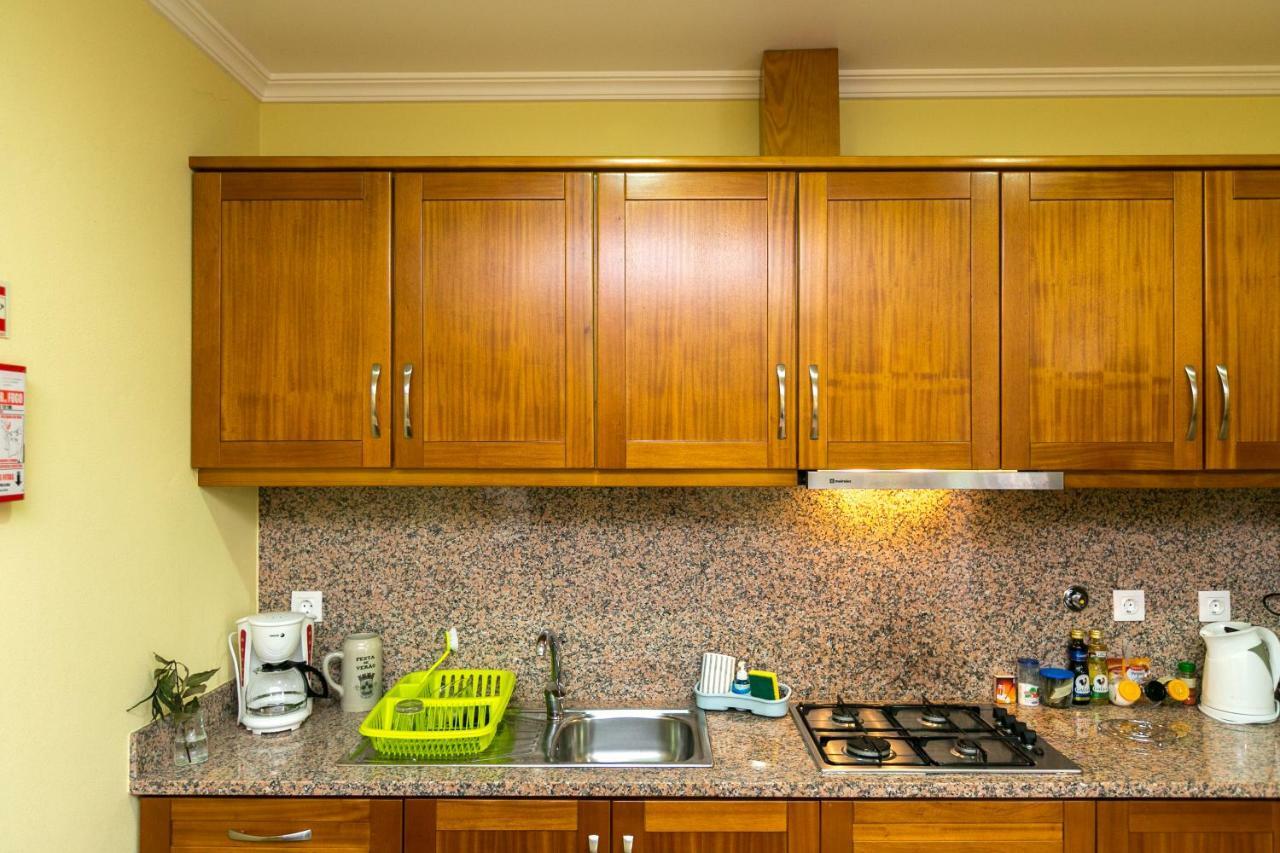 Atlantic Rose Apartment Калхета Екстериор снимка