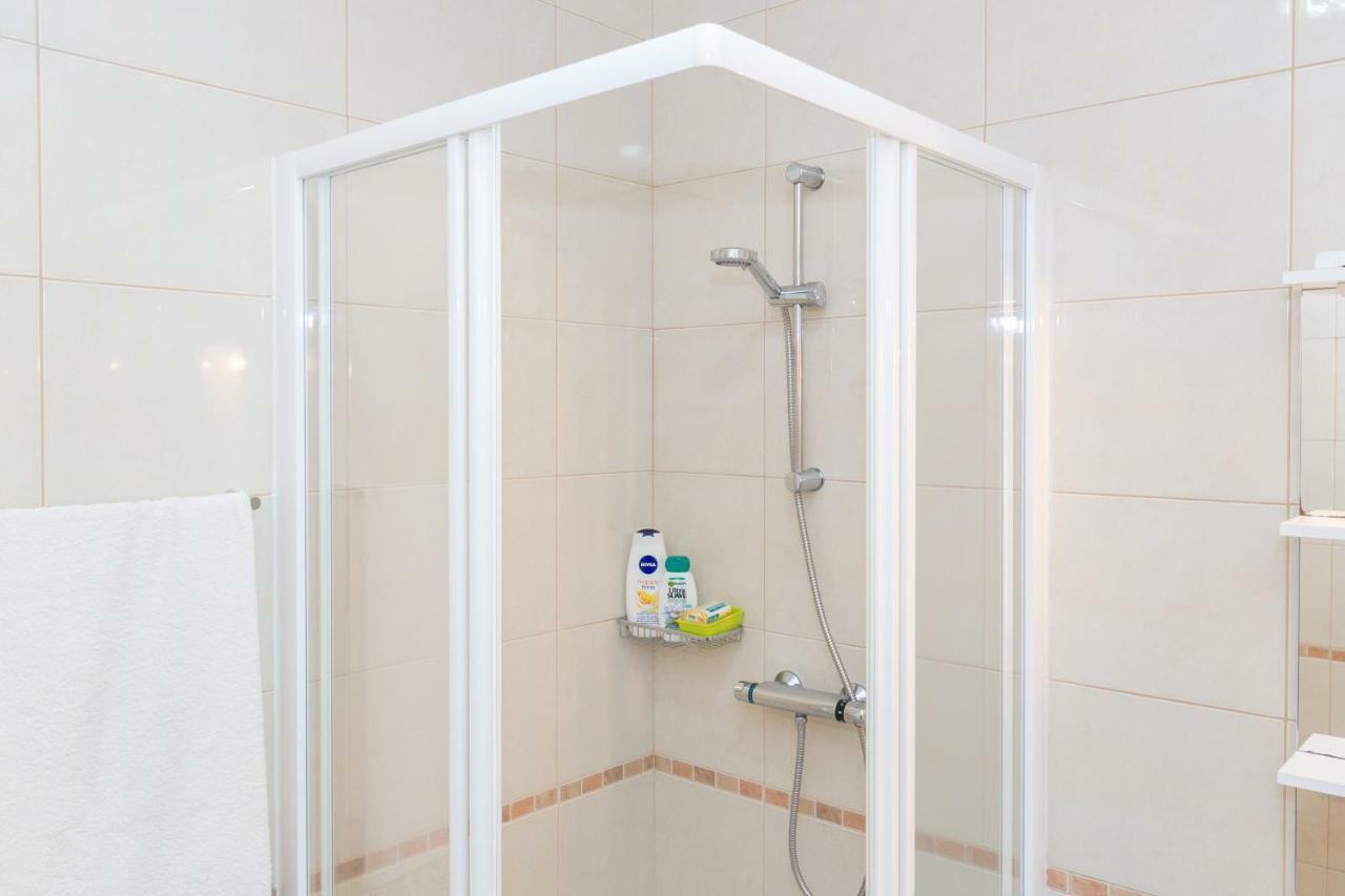 Atlantic Rose Apartment Калхета Екстериор снимка