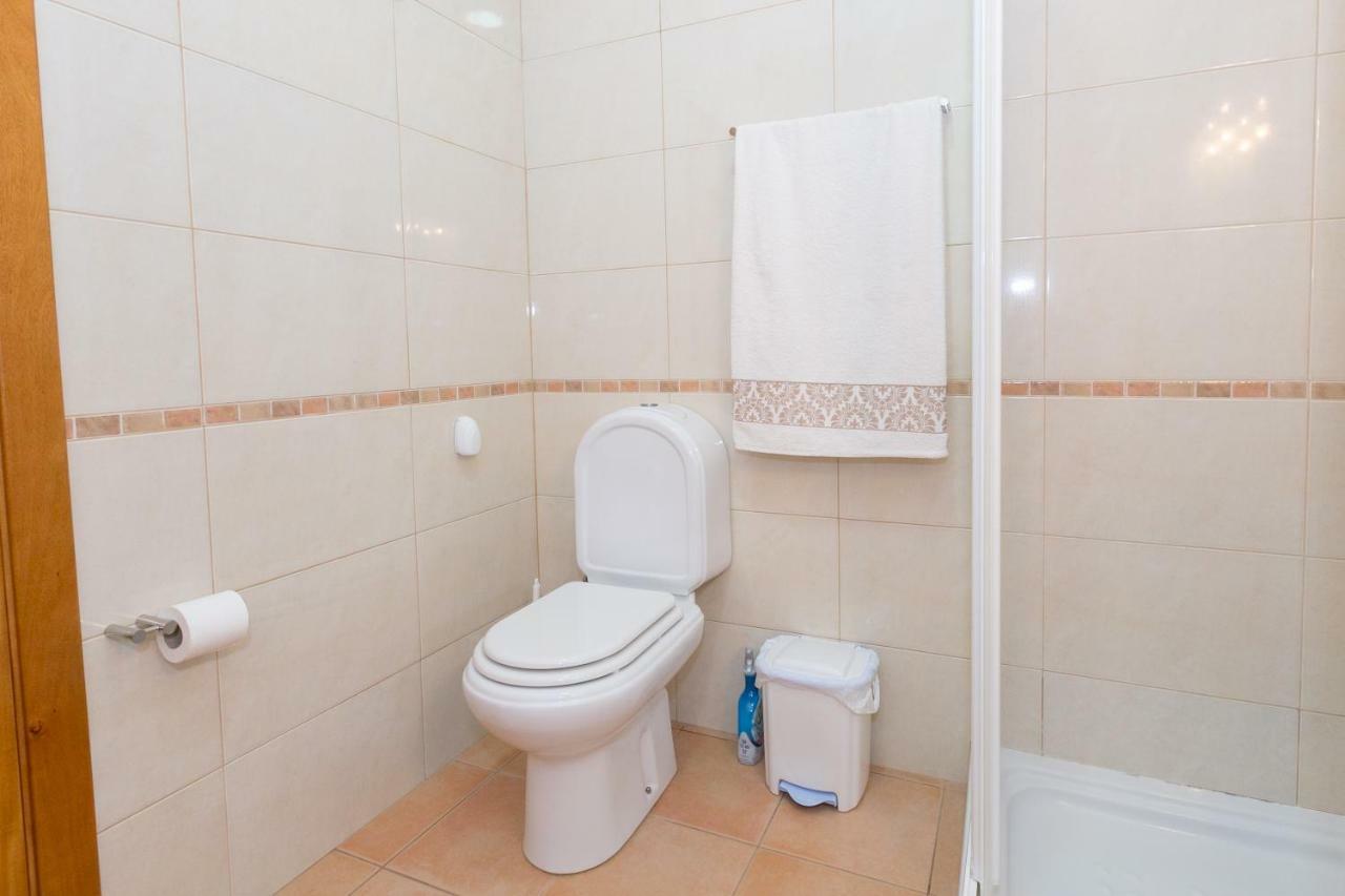 Atlantic Rose Apartment Калхета Екстериор снимка