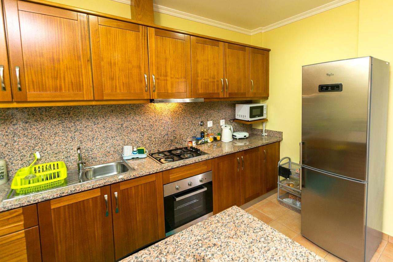 Atlantic Rose Apartment Калхета Екстериор снимка